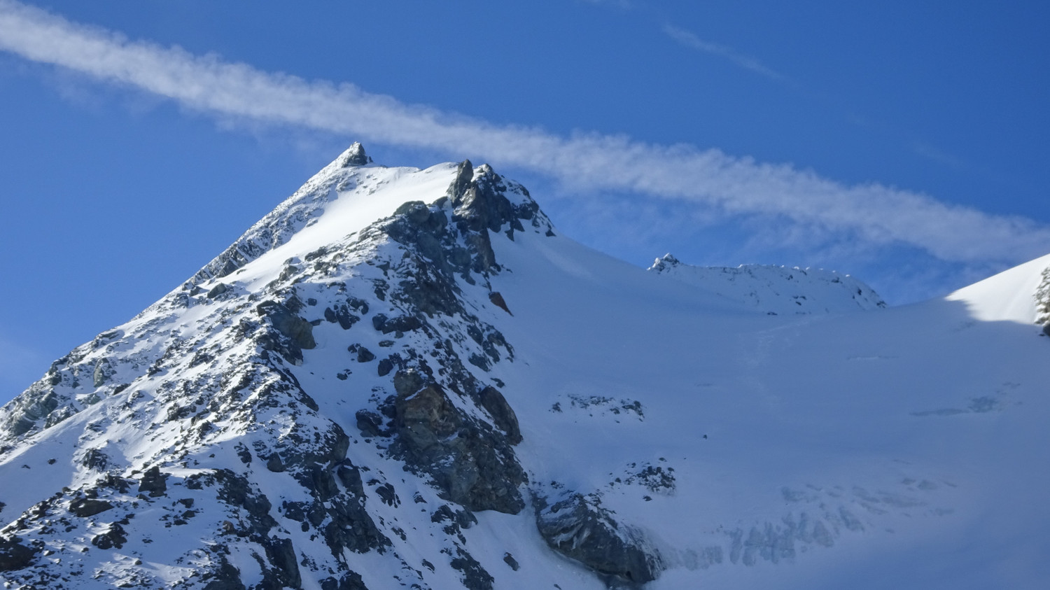 Turia, col des Roches, et Mont Pourri derrière.