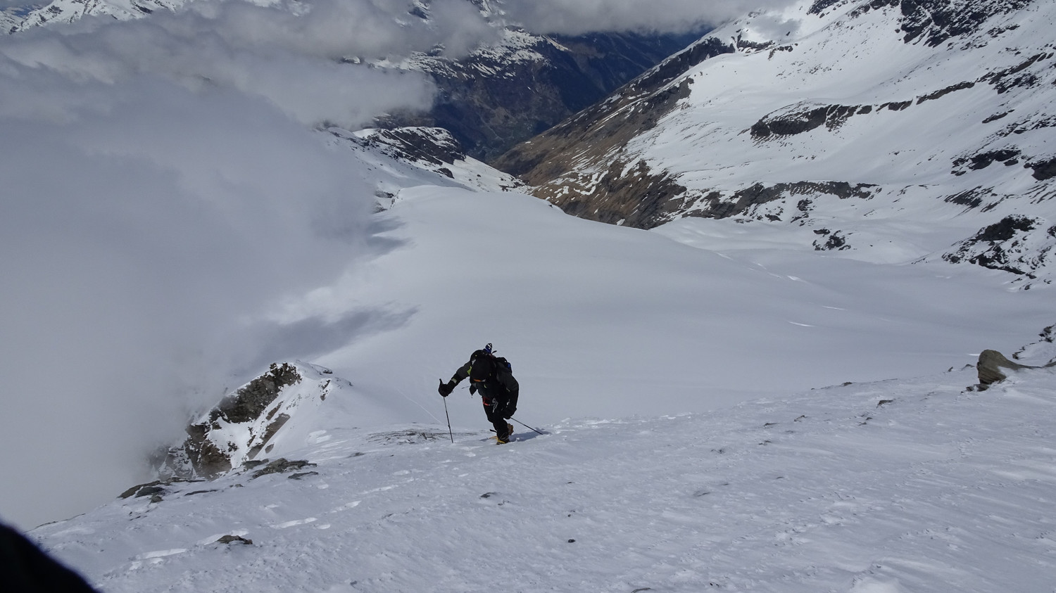 Depuisle sommet, vue sur le glacier