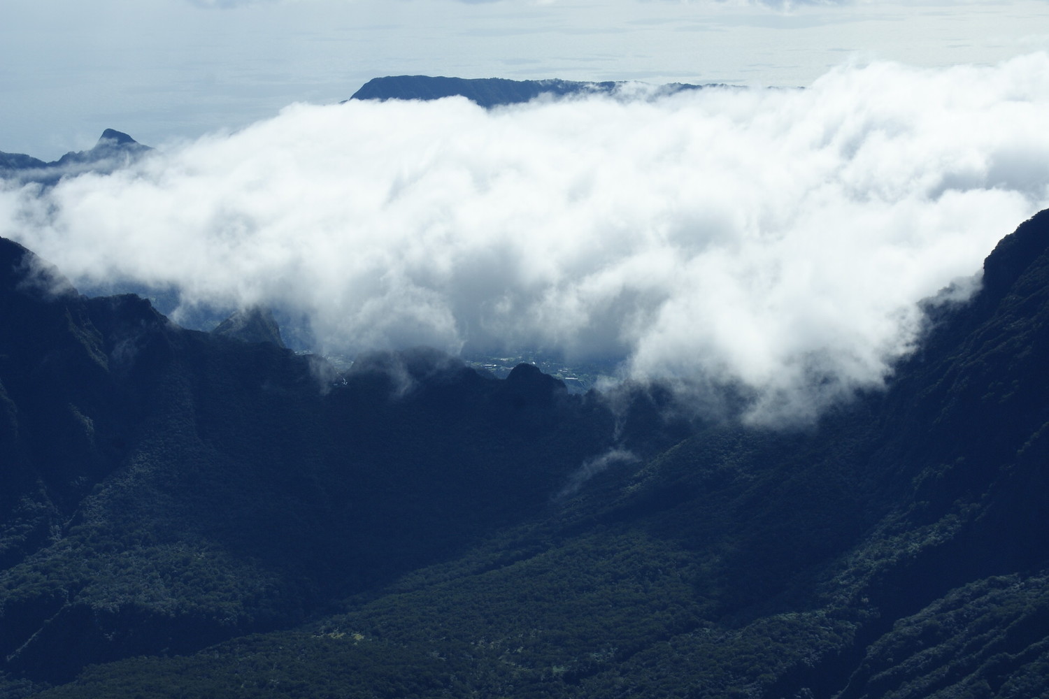 Les nuages arrivent de Salazie