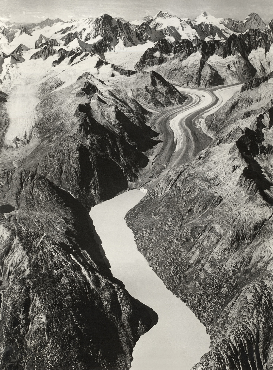 Lac de Grimsel, Finsteraarhorn, jungfrau, Mönch, Eiger par Swissair