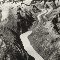 Lac de Grimsel, Finsteraarhorn, jungfrau, Mönch, Eiger par Swissair