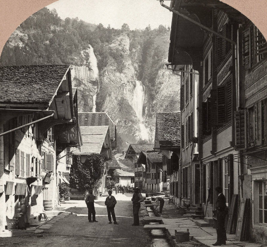 Meiringen rue Principale par Jullien, en 1885