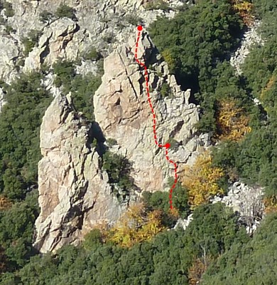 Caroux - Roc des Hirondelles : Directe Face E Pointe Supérieure Caroux - Roc des Hirondelles : Directe Face E Pointe Supérieure