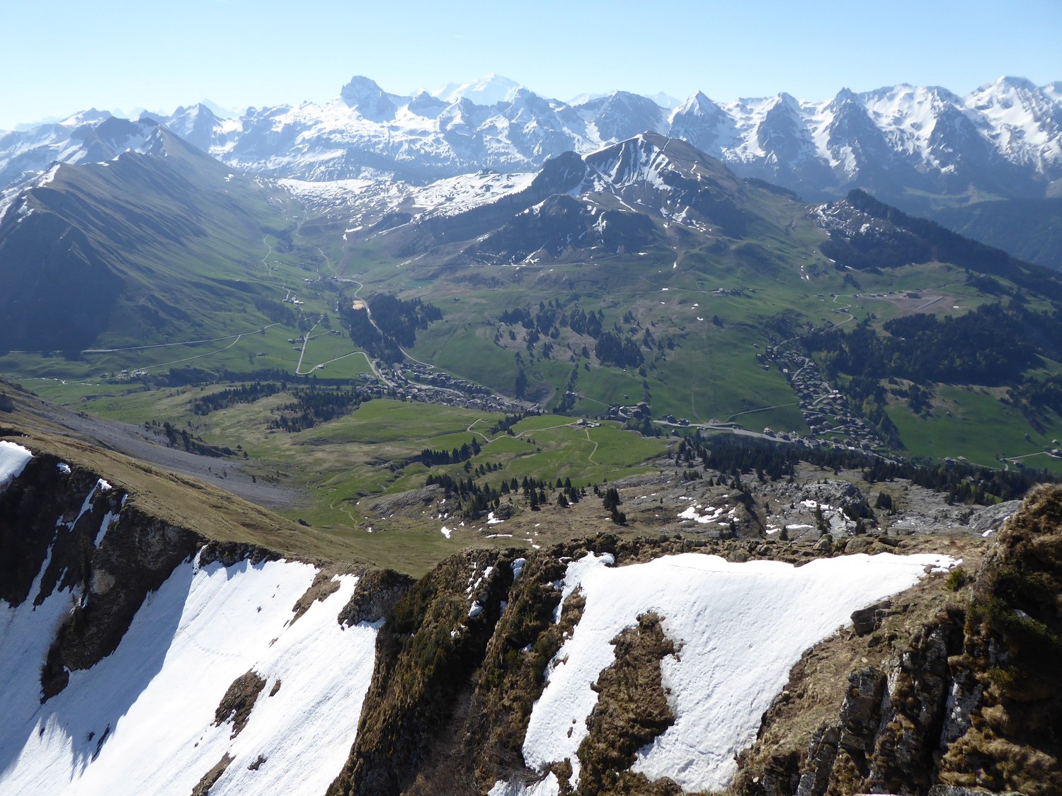 la chaîne des Aravis, vue depuis Aig Verte