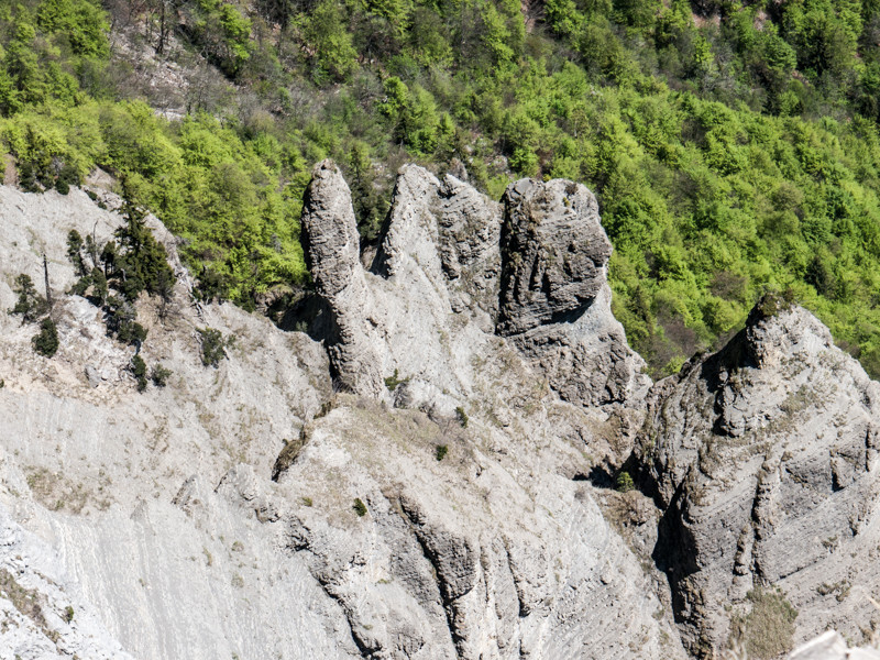 Formes géologiques dans le ravin du Grand Manti