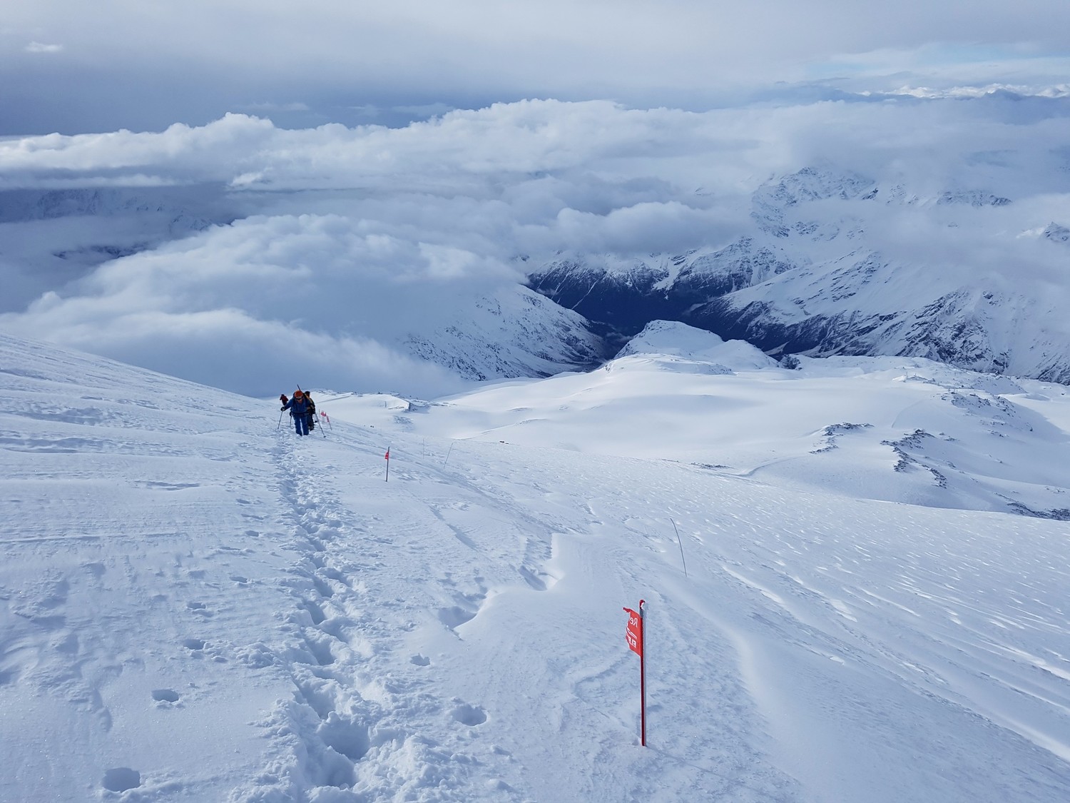 Versant sud depuis la traversée (5150m)
