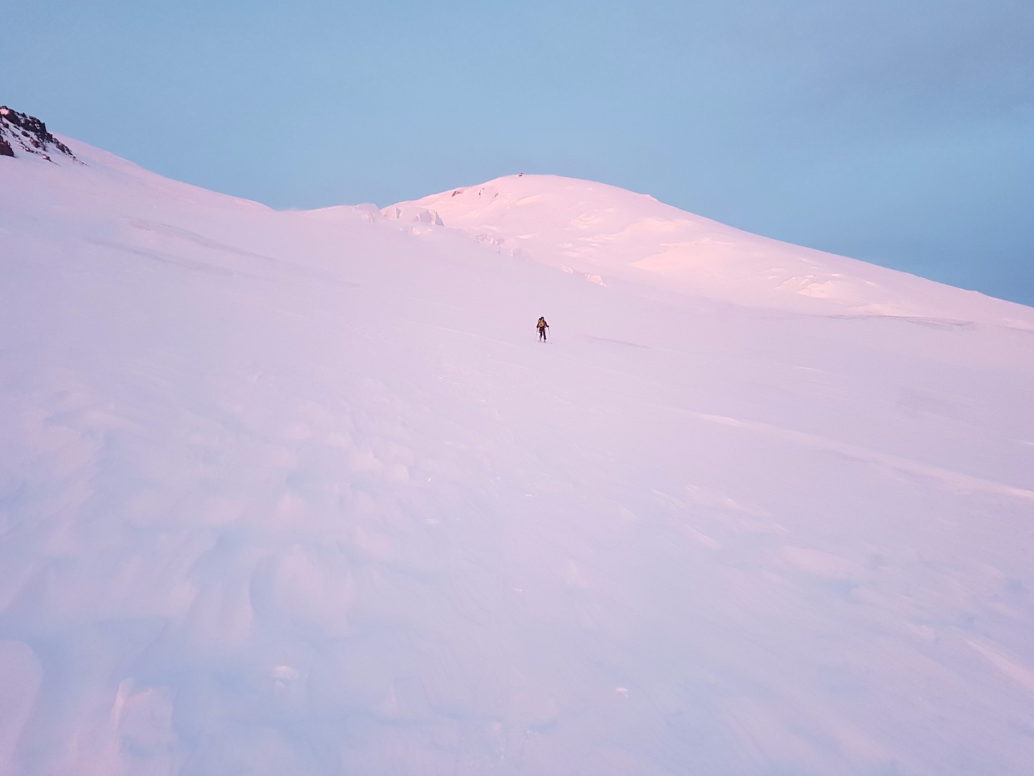 Sommet ouest depuis le versant nord (environ 4800m)