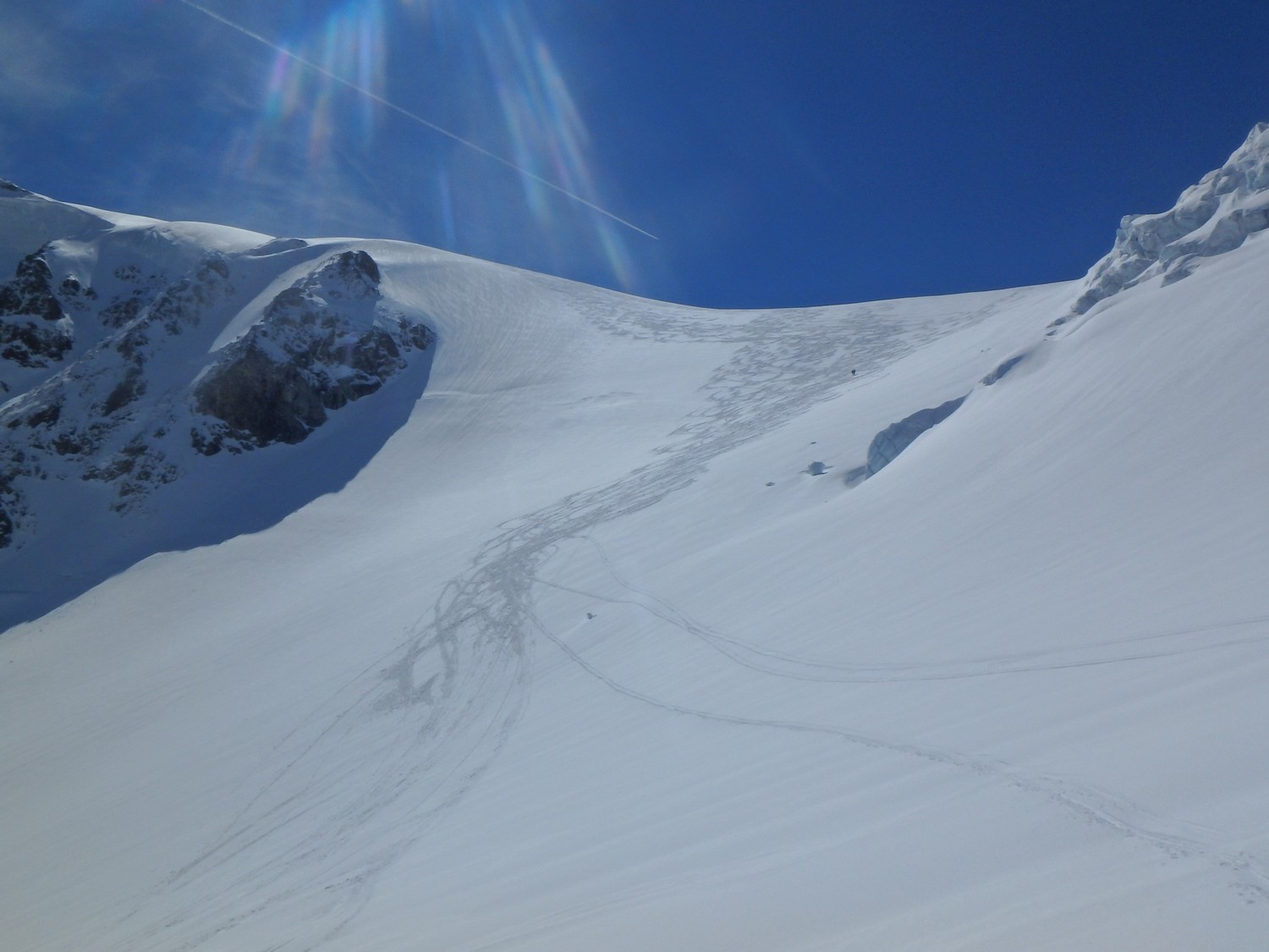 Sous le point 2974m.