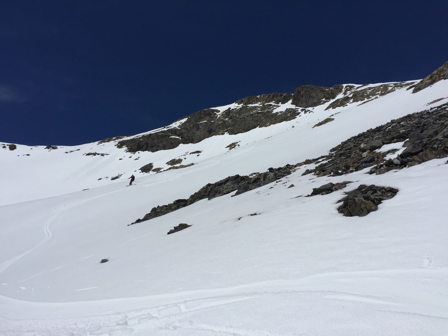 Versant S de l'arête E