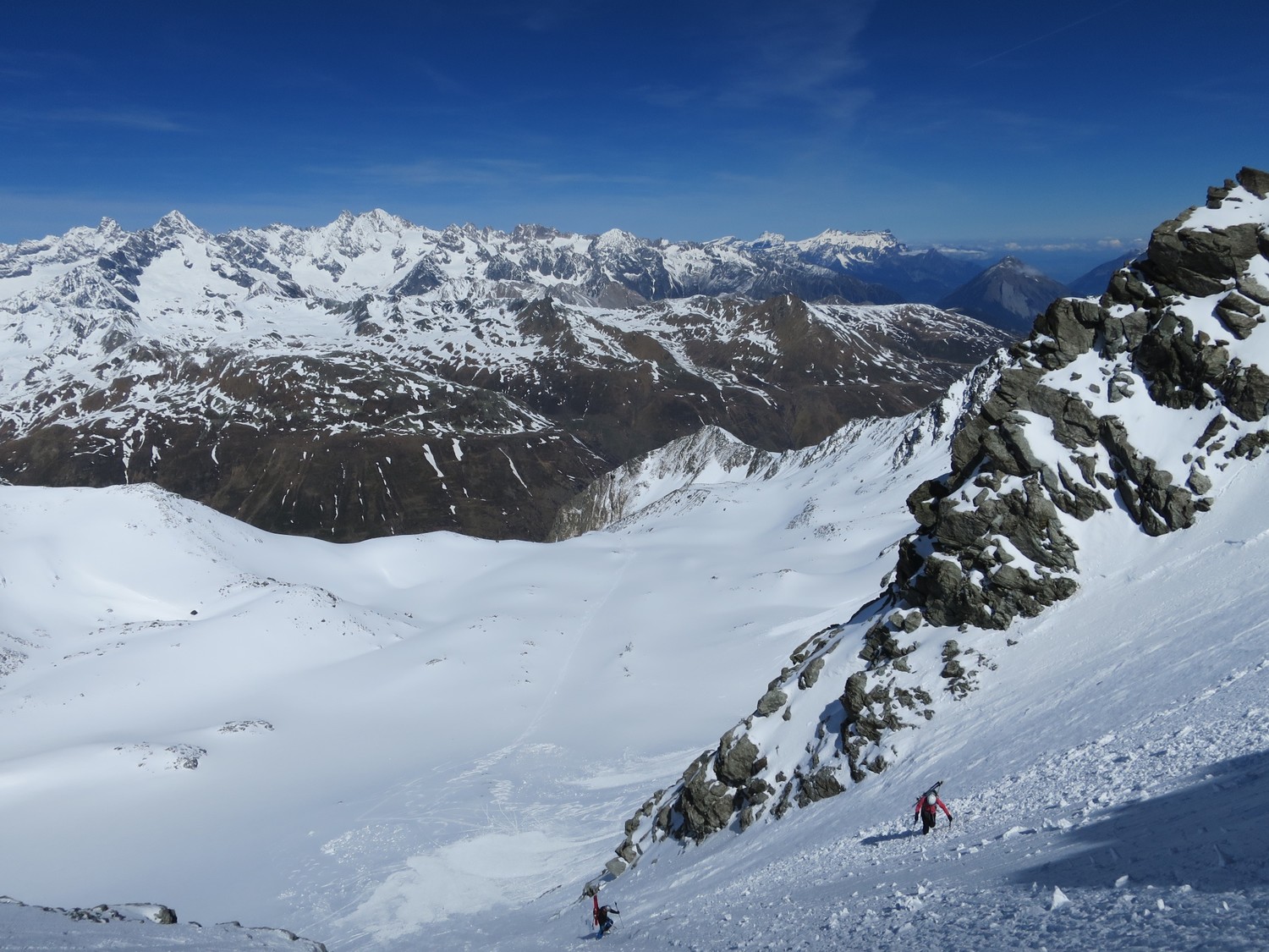 Au bas du couloir d'Annibal.
