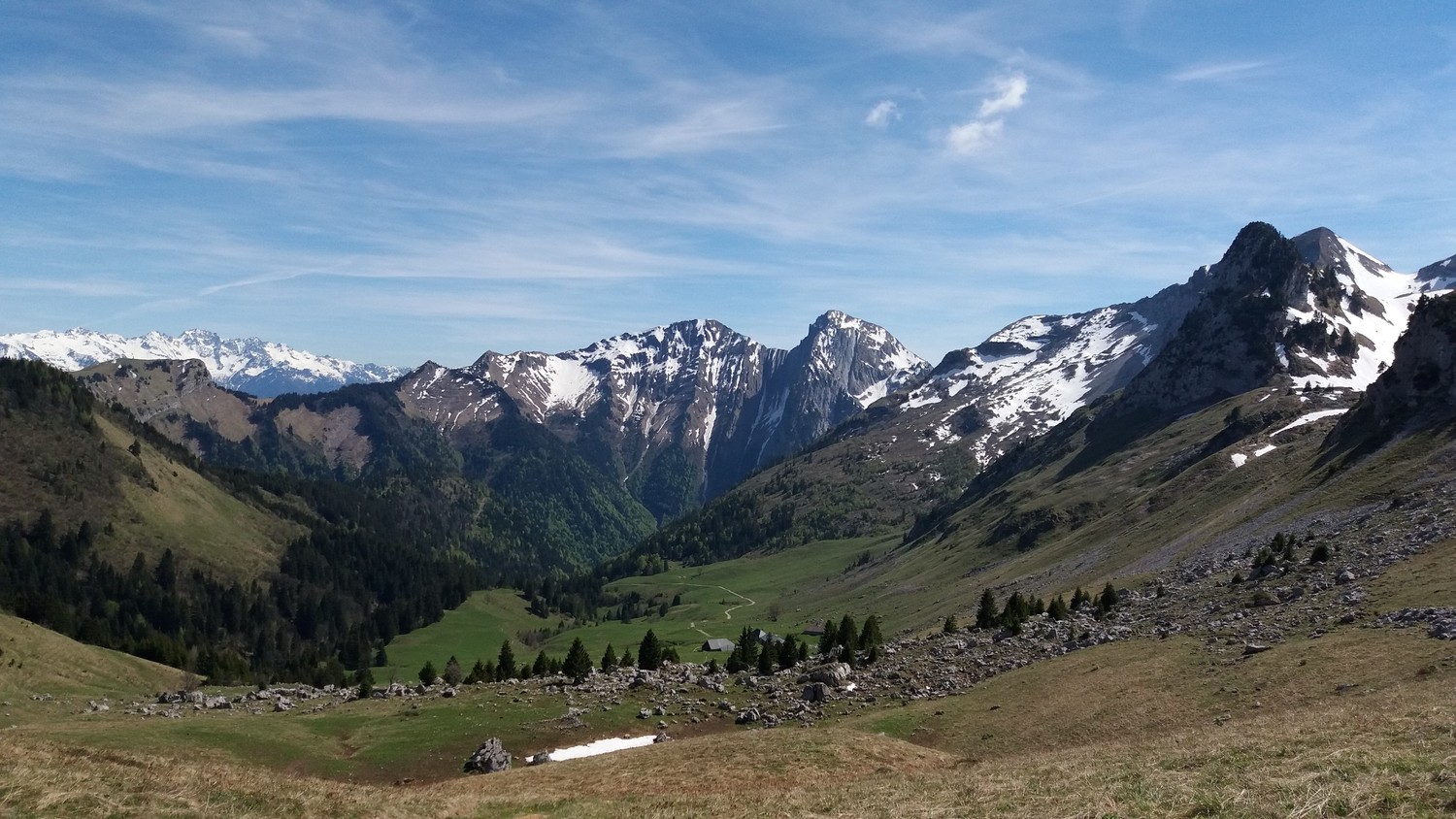 Armenaz et Pecloz