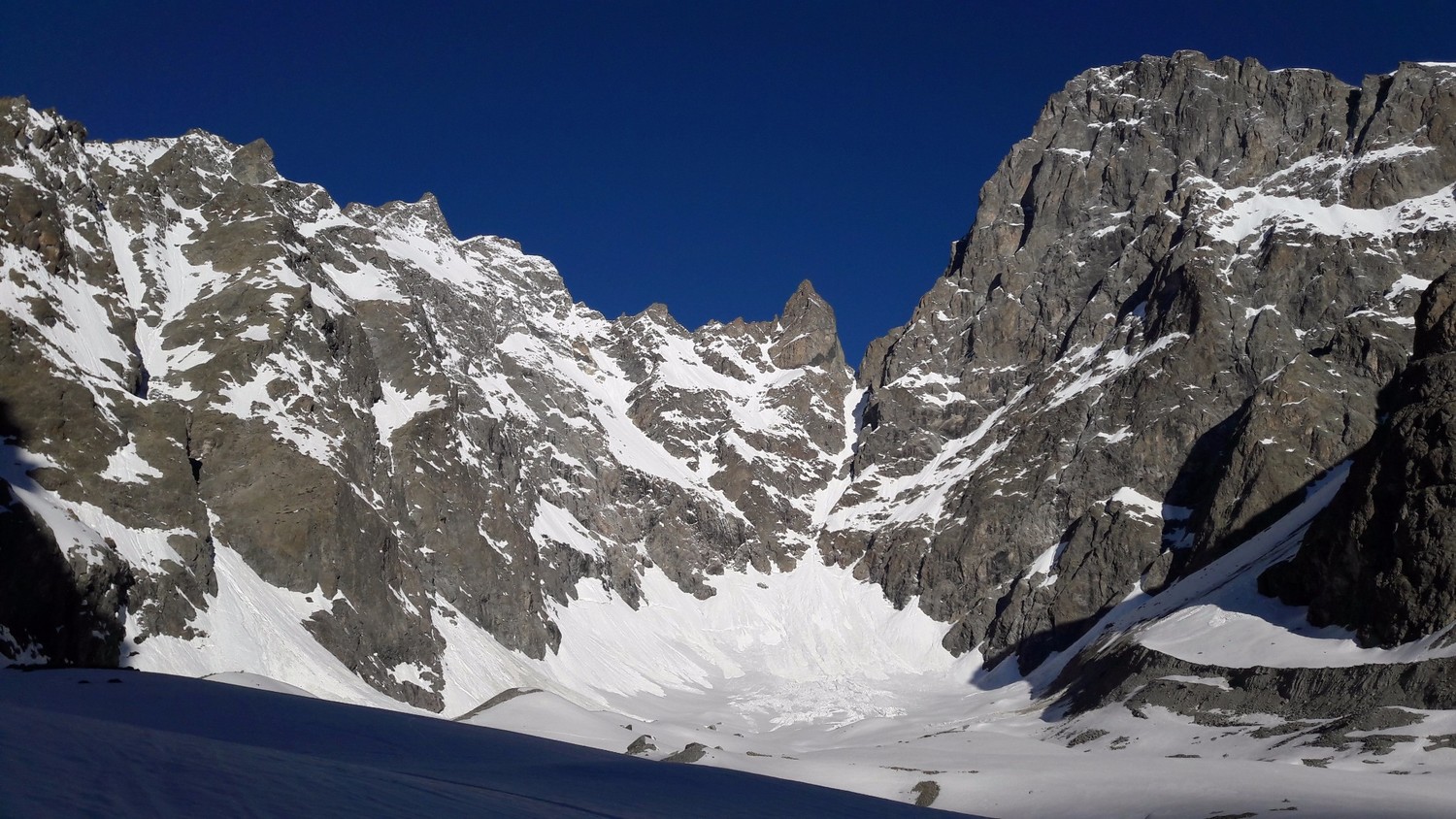 Pic Coolidge, Col des Avalanches et Barre des Ecrins