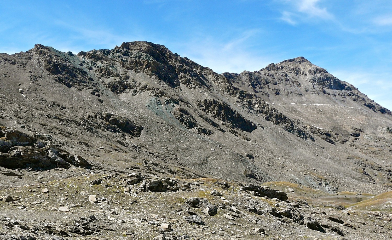 Tête Vallonet et Penne Blanche à droite - Versant vallon de Grauson