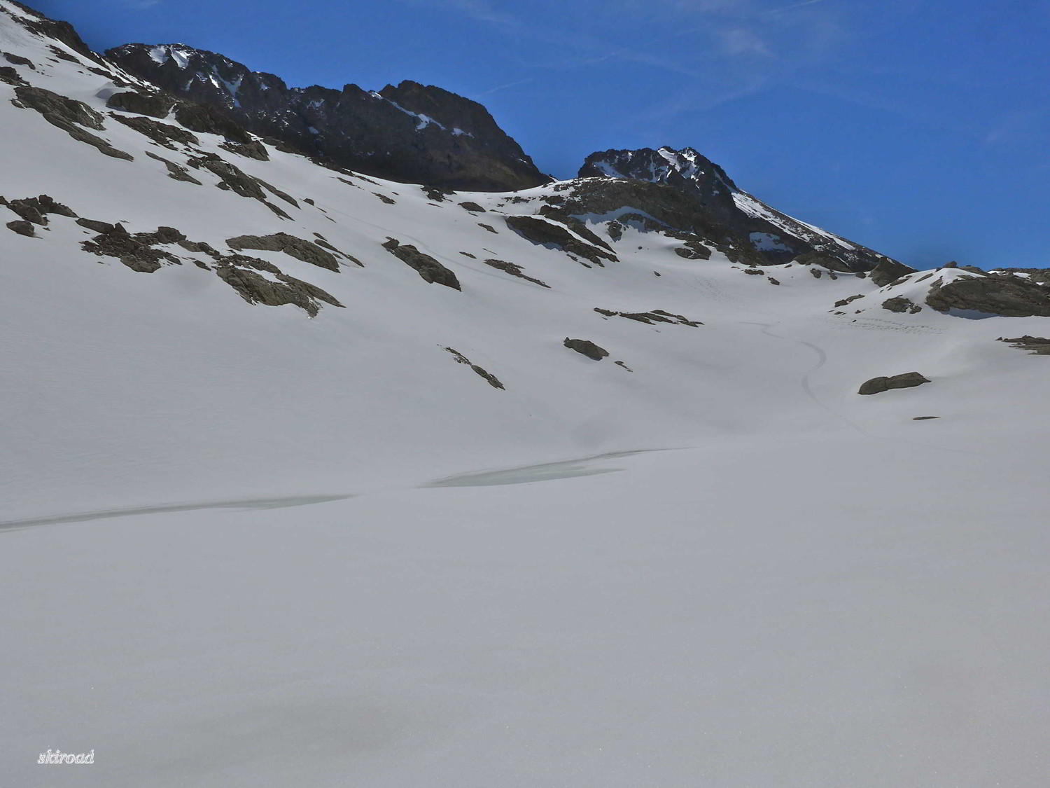Moquette rase du Balcon puis neige à peine décaillée pour l'arrivée au Lac Blanc.