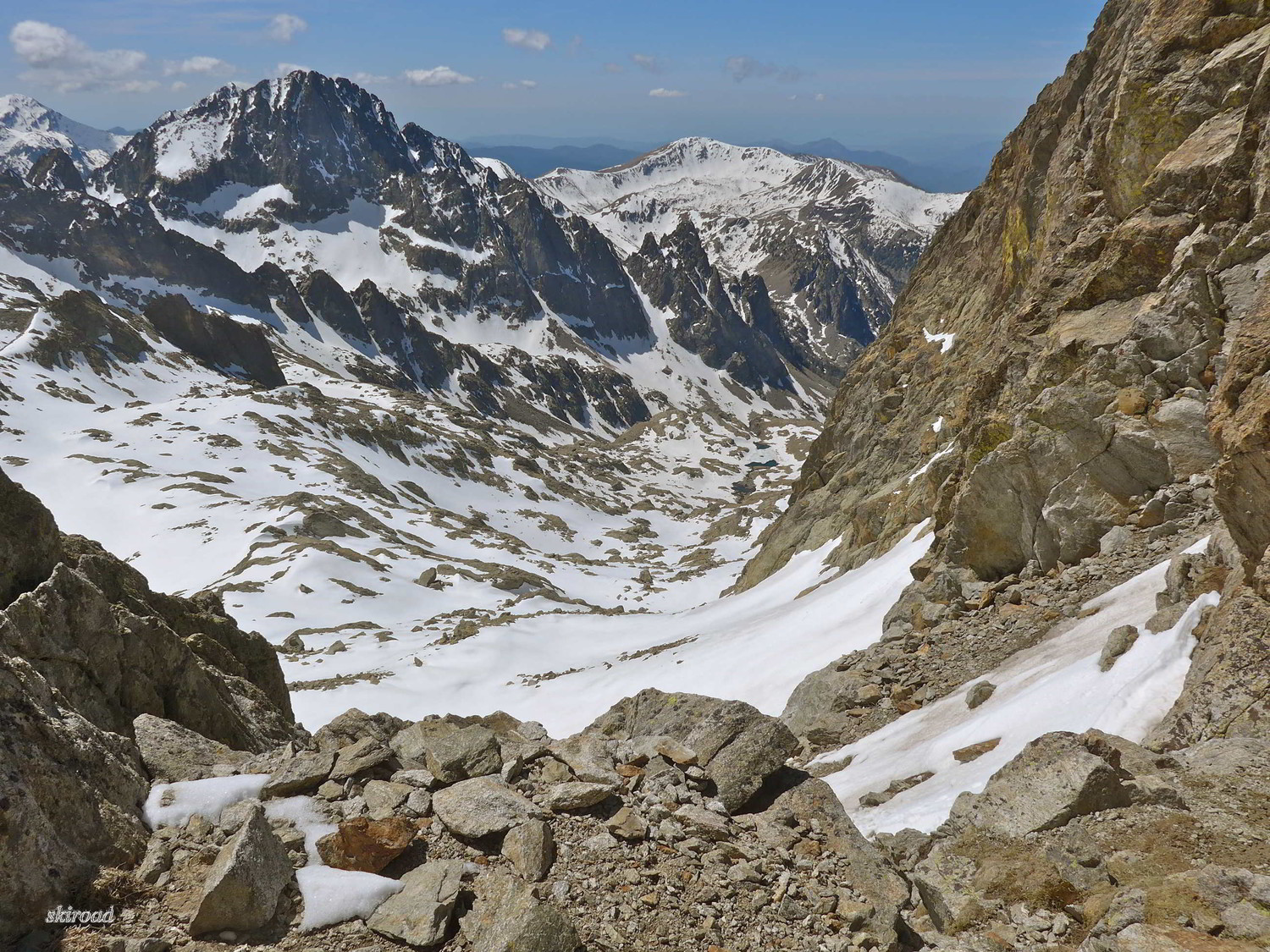 Vue sur le versant Français du Collet St Robert.