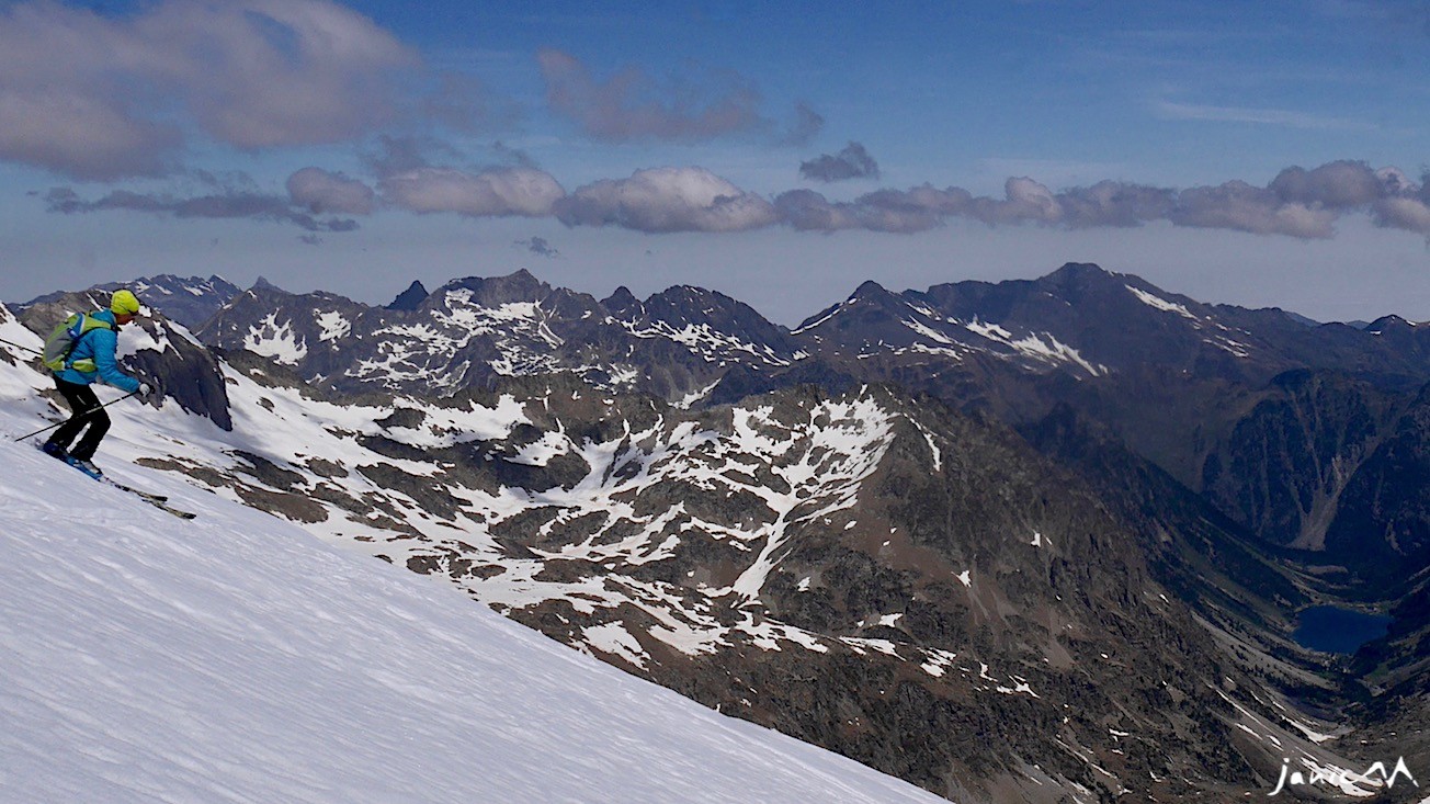 Au-dessus de la vallée de Gaube