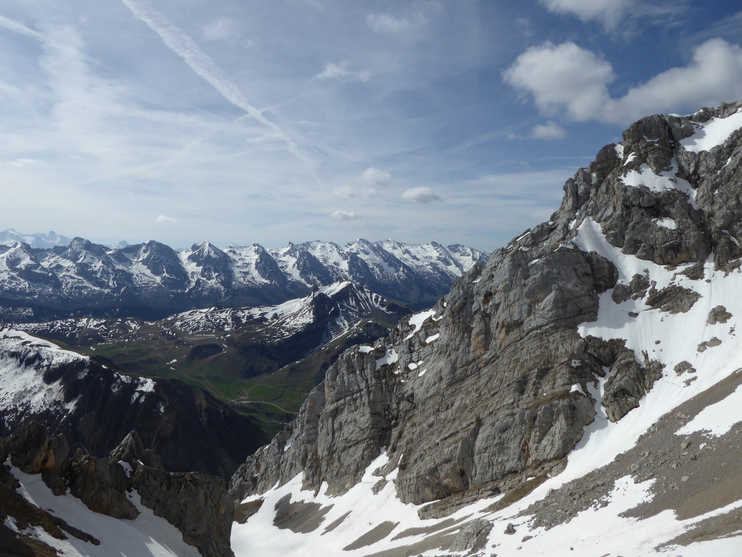 les combes des Aravis depuis col du rasoir -Tour du Jalouvre