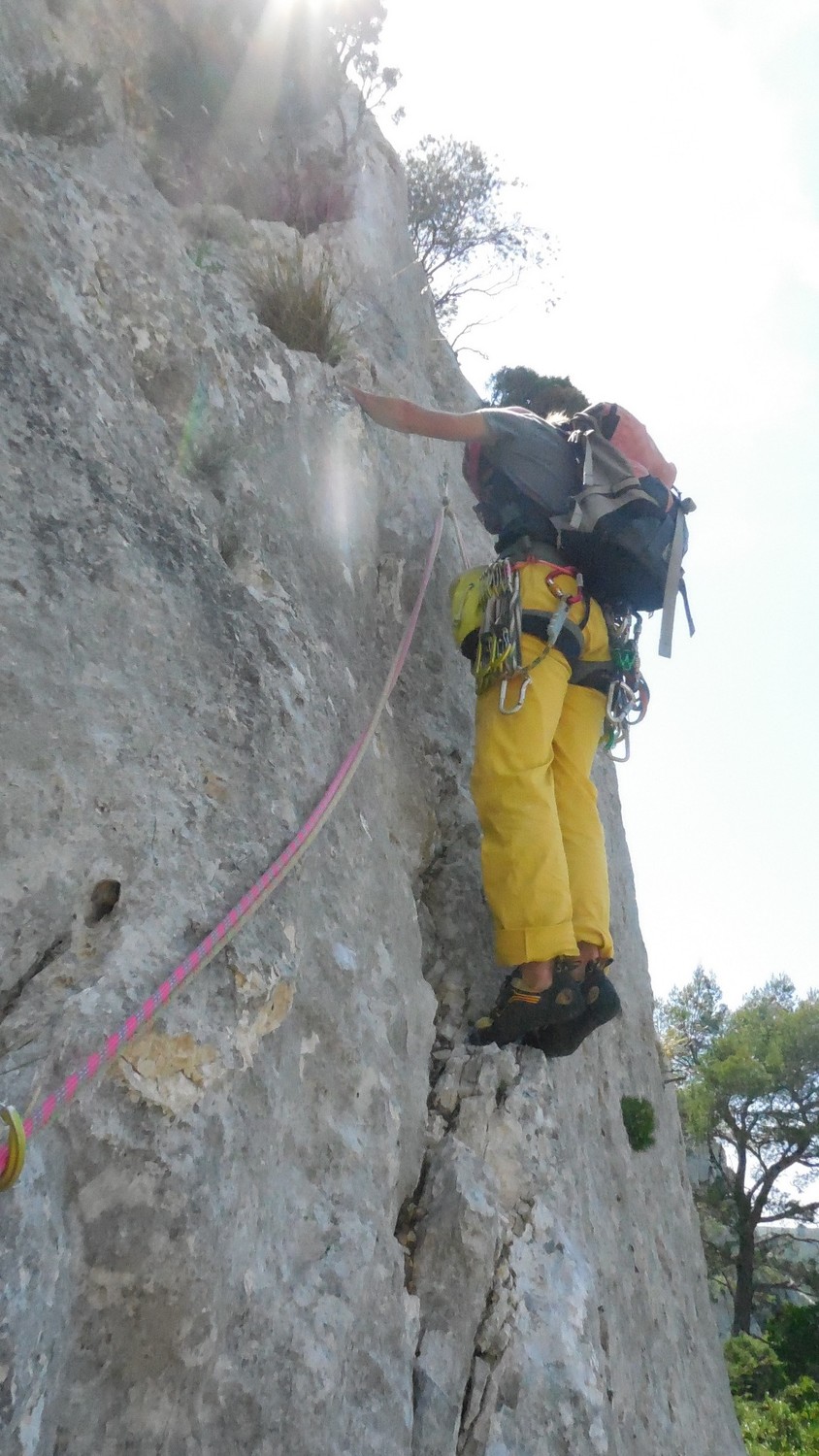 L3 ça traverse sur la droite.