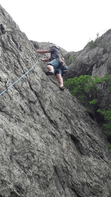 A l'attaque dans L5 en 6a+ :)