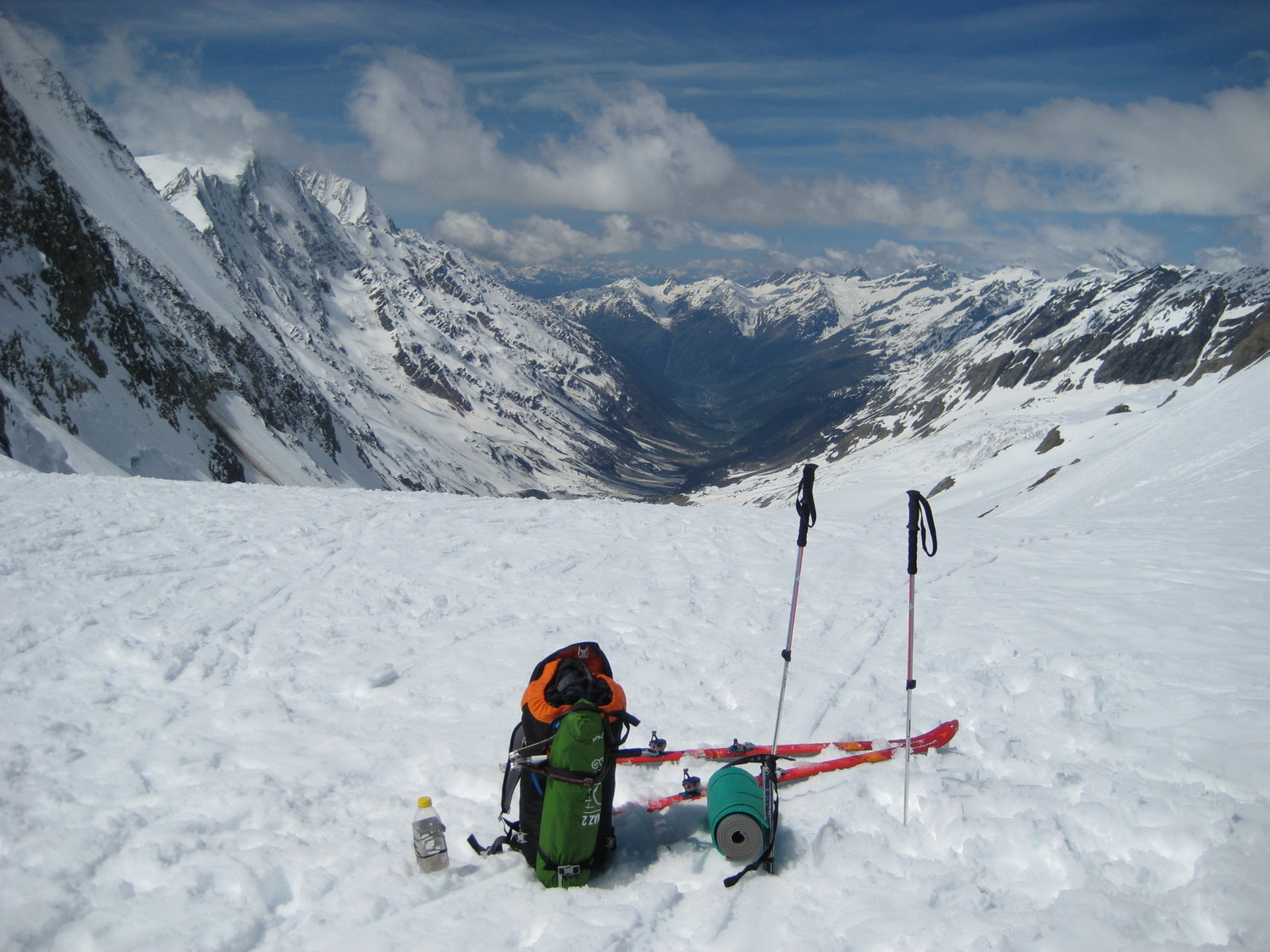 Lotschenlucke et Fafleralp au fond en bas...