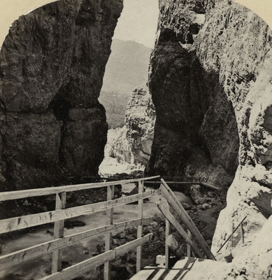 Grindewald, Gletscherschlucht par Gabler en 1885 Grindewald, Gletscherschlucht par Gabler en 1885