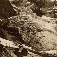Mönch,  station Eigergletscher par Klopfenstein