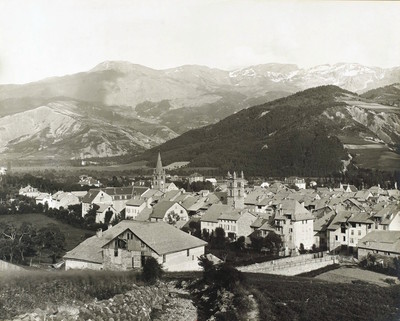 Barcelonnette en 1904 par le TCF