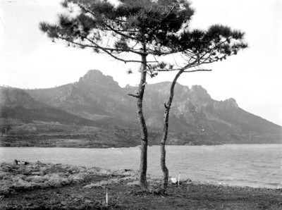 Cap Roux, par Georges Louis Arlaud Cap Roux, par Georges Louis Arlaud