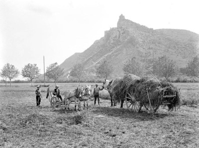 Montagne de Crussol, par Georges Louis Arlaud Montagne de Crussol, par Georges Louis Arlaud
