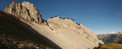 Tracé de l'Arête des Diablotins depuis le rappel de la Poinet Dzérat Tracé de l'Arête des Diablotins depuis le rappel de la Poinet Dzérat