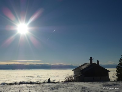 Cabane Perrenoud en hiver. Cabane Perrenoud en hiver.