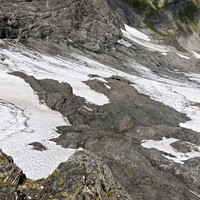 Gros plan sur le petit glacier de la Fenive 2017