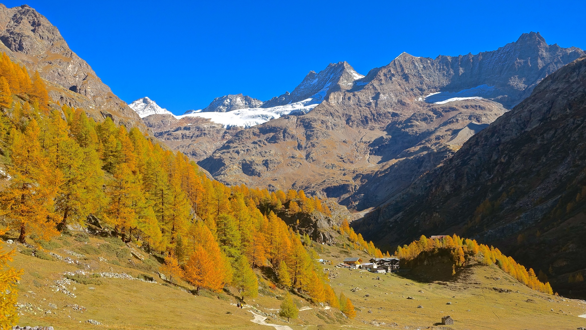 Tsa de Tsan Par le lac des Places Moulin