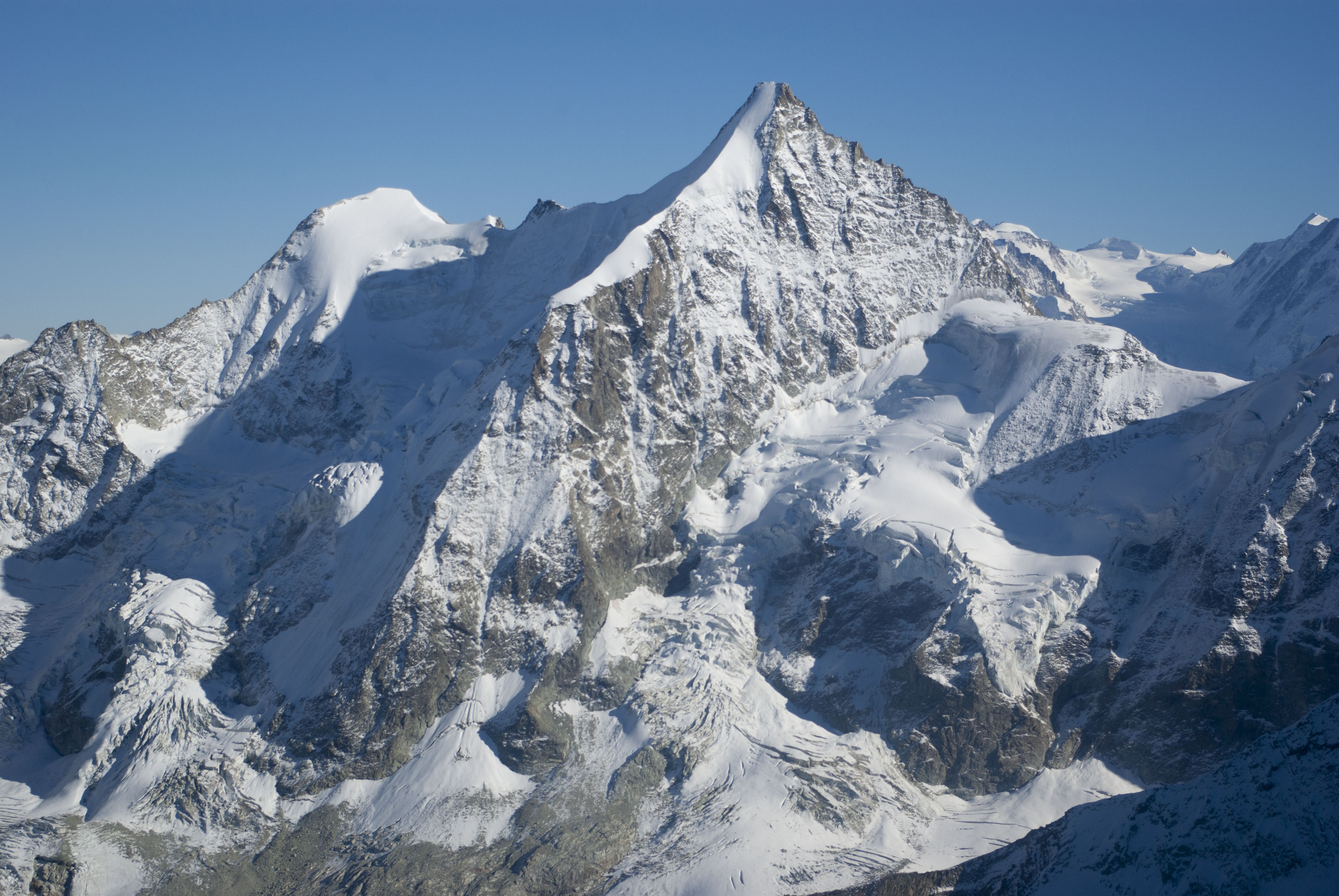 Obergabelhorn depuis la crête des Bouquetins - Camptocamp.org