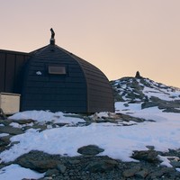 Refuge-igloo des Pantalons Blancs