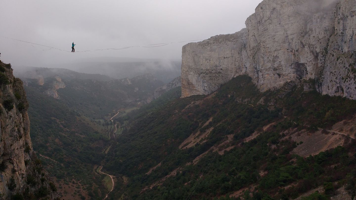 Cirque du Bout du Monde (Saint Guilhem le Désert) putain de ficellou