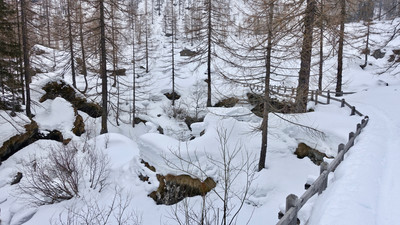 Vallée de la Legna - Ourty passage rive droite