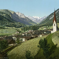 Trins en 1900, par Photoglob N°0000018204