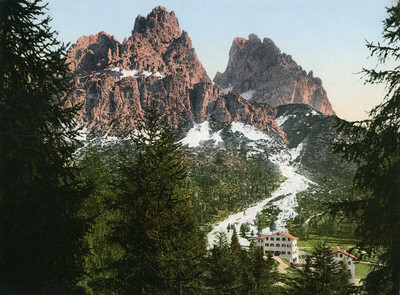Monte Cristallo vu du col des 3 Croix, en 1900, par Photoglob N°0000008367