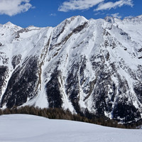 Pointe Leiser et son couloir rectiligne partant de l'épaule N