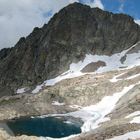 Lac Blanc et Cime Saint Robert par Iros@commons.wikimedia.org