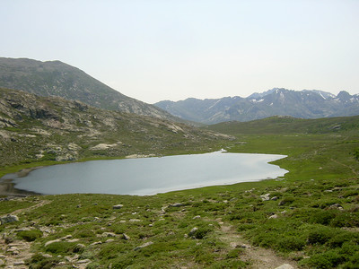 Lac de Nino par Davric@commons.wikimedia.org