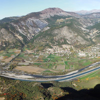 Durance en aval de Serre Ponçon, Mont Colombis, par Etienne Baudon