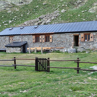 Bivouac / Refuge Ménabréaz vallon des Laures