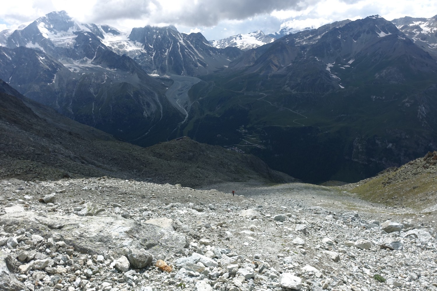 On s'approche de la cabane et les genoux ne sont pas mécontents...