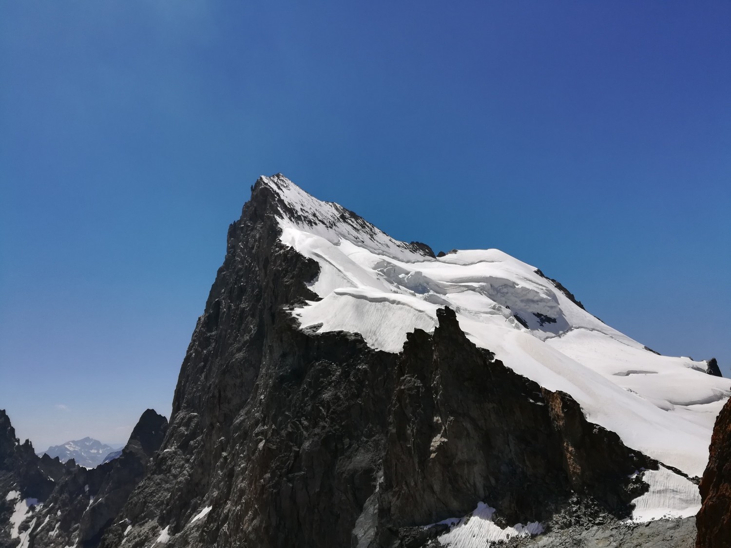La Barre depuis la brèche dans la face