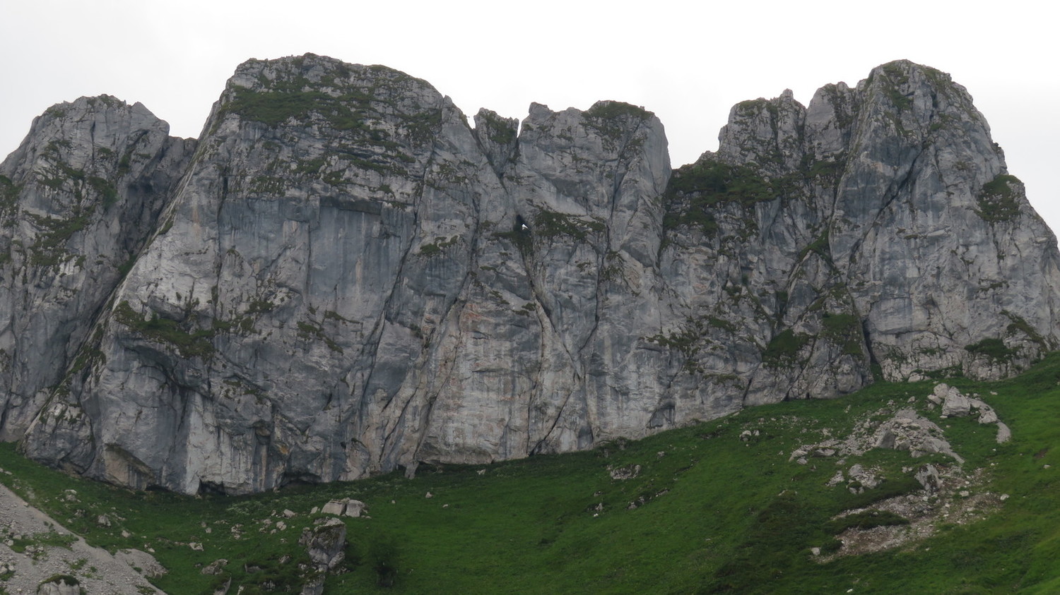 Darbon, ses fissures, ses trous
