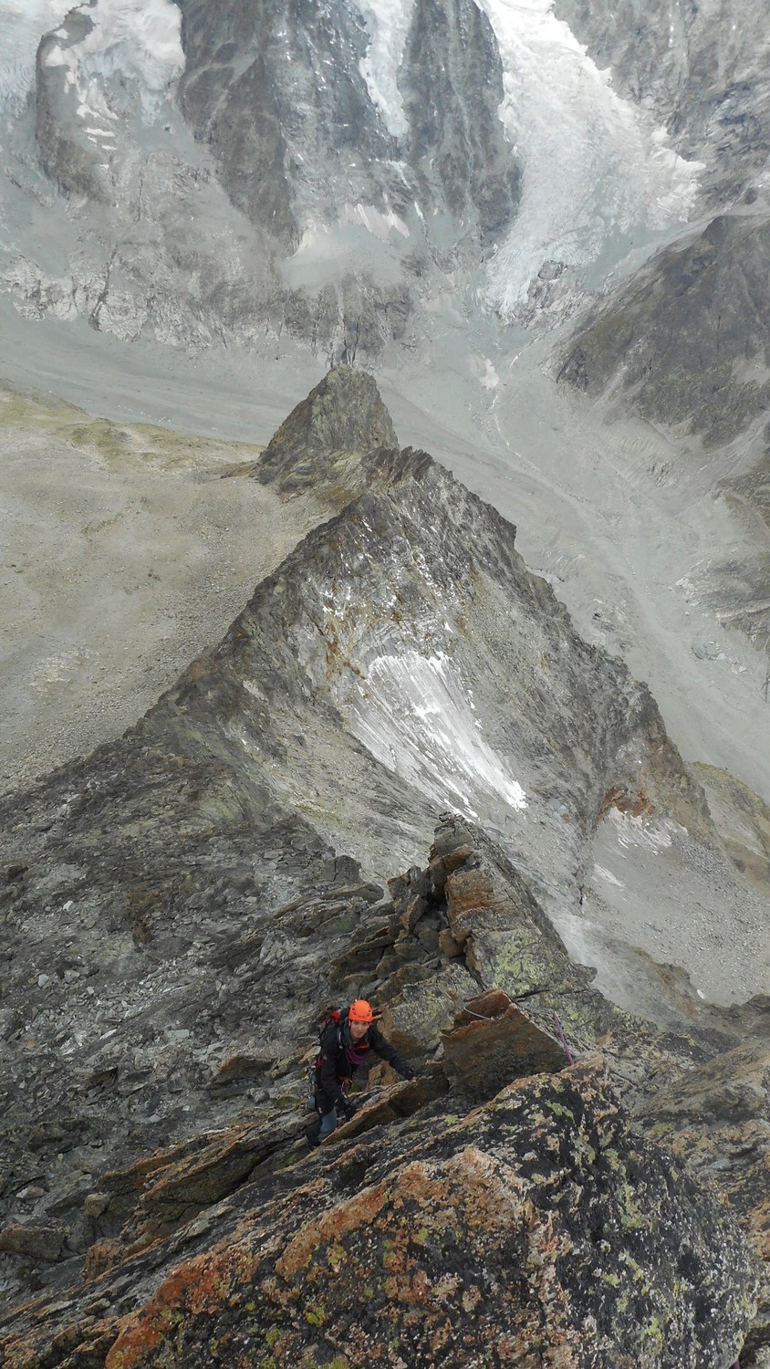 Sur l'arête