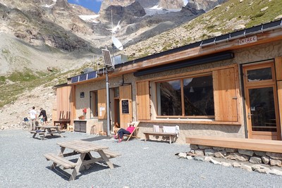 Le nouveau refuge Temple Ecrins Le nouveau refuge Temple Ecrins
