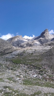 Pointe Augustin 2637m . Pointe Augustin 2637m .